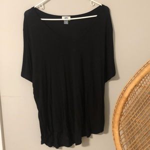 Old navy black t shirt